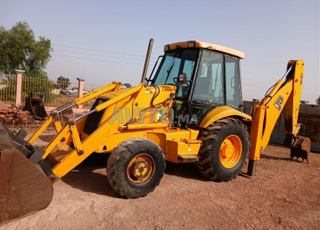 JCB 3cx 2001 Diwana Jdida 2025/07