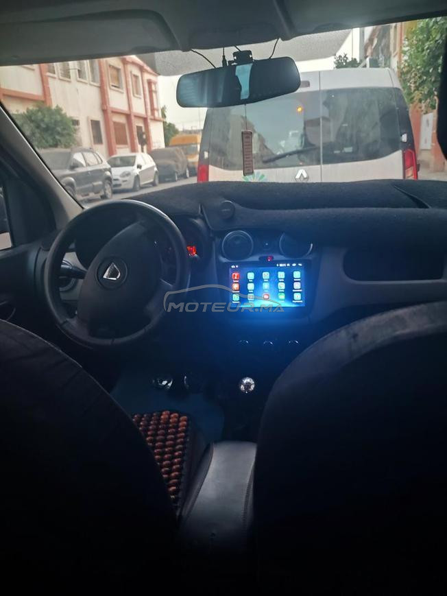 voiture Dacia docker excellant état 