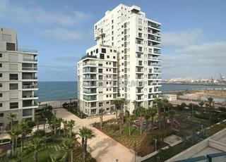 Studio avec vue sur la mer