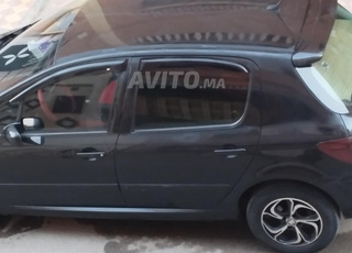 Peugeot 307 Diesel Manuelle 2004 à Sidi Slimane