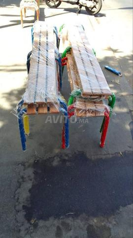 banc avec dossier semi métallique pour la classe