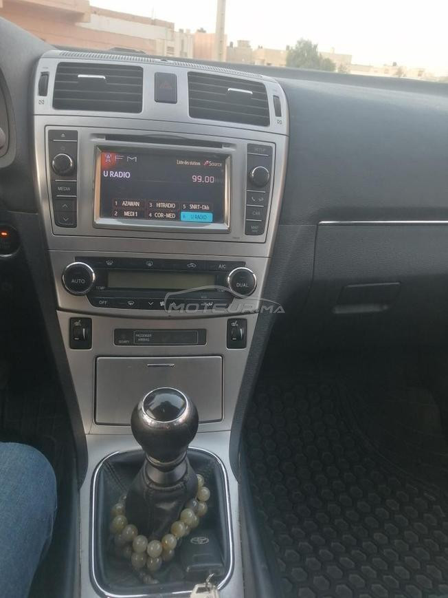 toyota avensis 