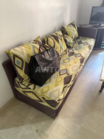 CHAMBRE CANAPÉ ET MEUBLE TV