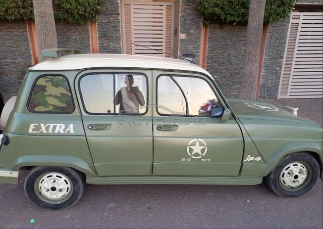 Renault R4 Sport , restaurée comme neuve. 