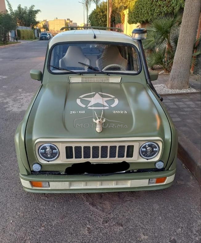 Renault R4 Sport , restaurée comme neuve. 