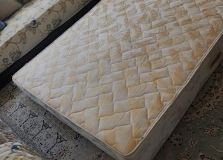 matelas en. tres bon. état 