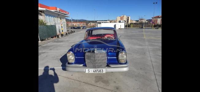 Mercedes Benz 220 
