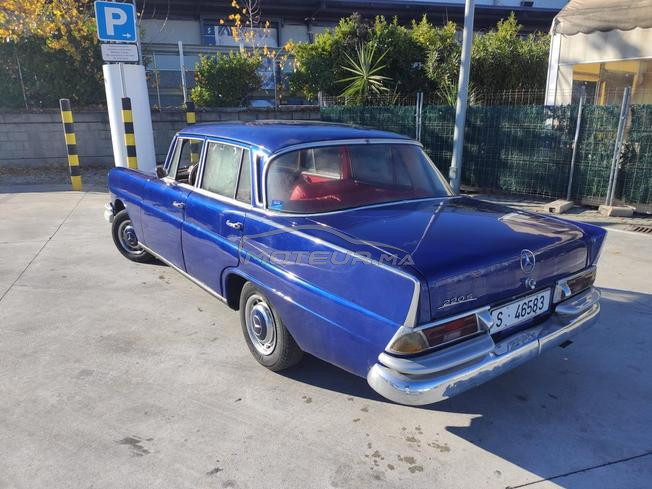 Mercedes Benz 220 