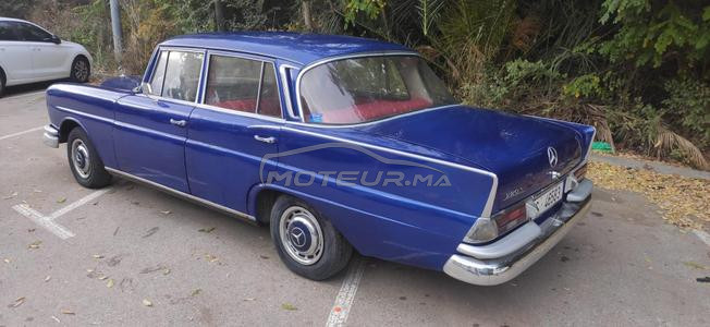 Mercedes Benz 220 
