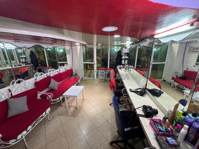 salon coiffeur femme dans une kisaria