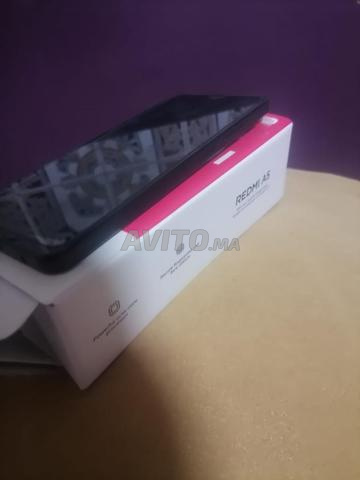 redmi A5 neuf jamais utilisé sous pochette 