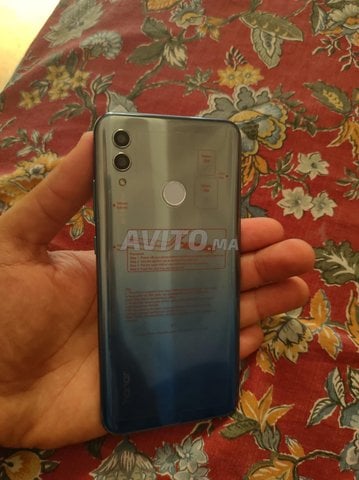 honor et Huawei 128 neuf jamais utilisé 