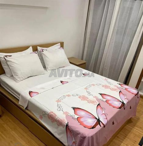 Partma lila 350 dh côté McDonald's 