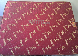 Matelas très bon état 