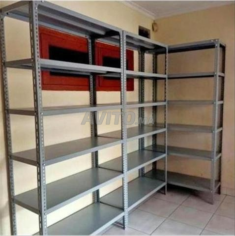 RAYONNAGE MÉTALLIQUE /ÉTAGÈRE MÉTALLIQUE A  A 