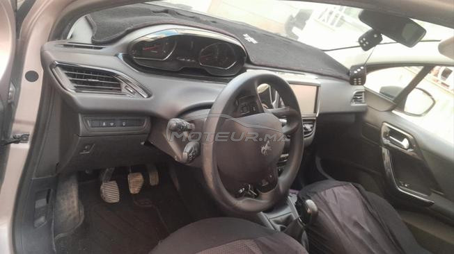 Peugeot 208 Diesel Manuelle 2015 à Taza