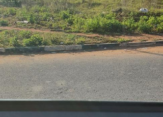 Beau terrain villa Alliance