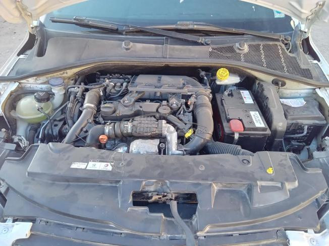 Peugeot 301 Diesel Manuelle 2014 à Taourirt