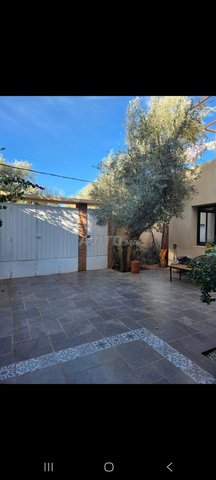 Villa à vendre à la route d'Ourika titrée