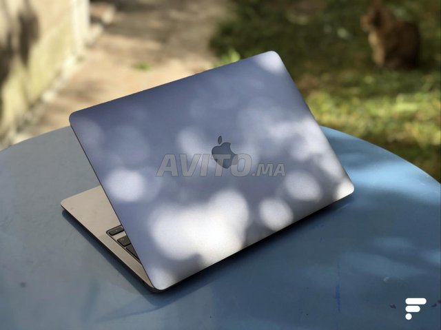air 2020 i7 officiel 2000g SSD 16 ram