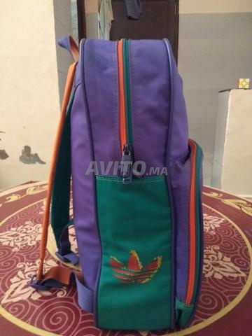 Adidas محفظة مدرسية أطفال  مستعملة 