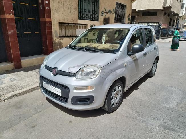 Fiat Panda Essence Manuelle 2017 à Casablanca