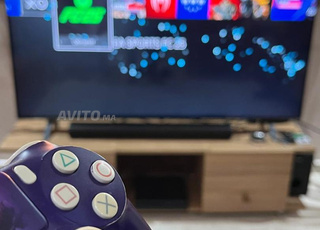 ps4 slim flashe 1TO 17 jeux avec manette