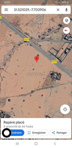 terrain titre a bord de godron