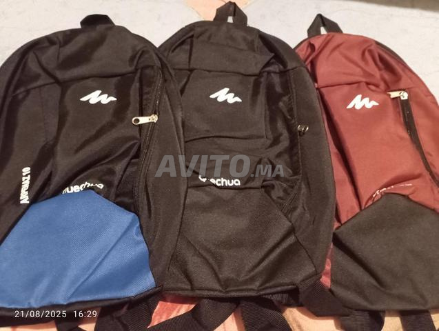 محافظ للأطفال 40درهم للمحفظة وبيعها بالجملة ممكن 