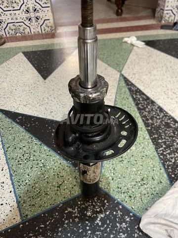 Les amortisseurs 2 Avant Tigouan modèle 2009