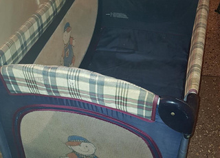 Lit parapluie pliable