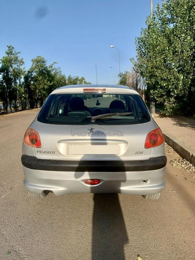 Peugeot 206 Essence Manuelle 2005 à Salé