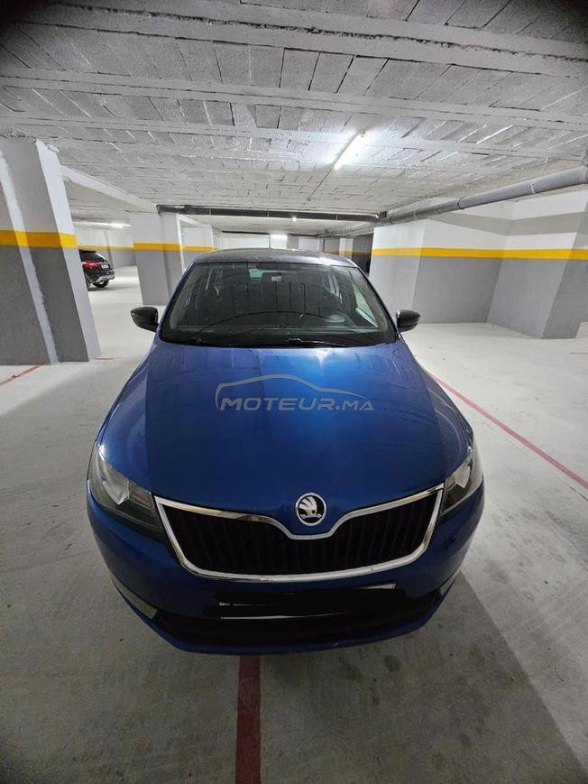 Skoda spaceback automatique