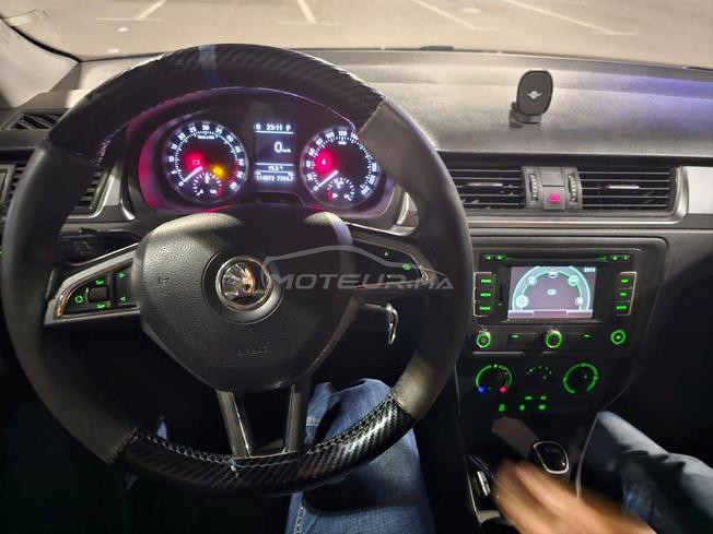 Skoda spaceback automatique
