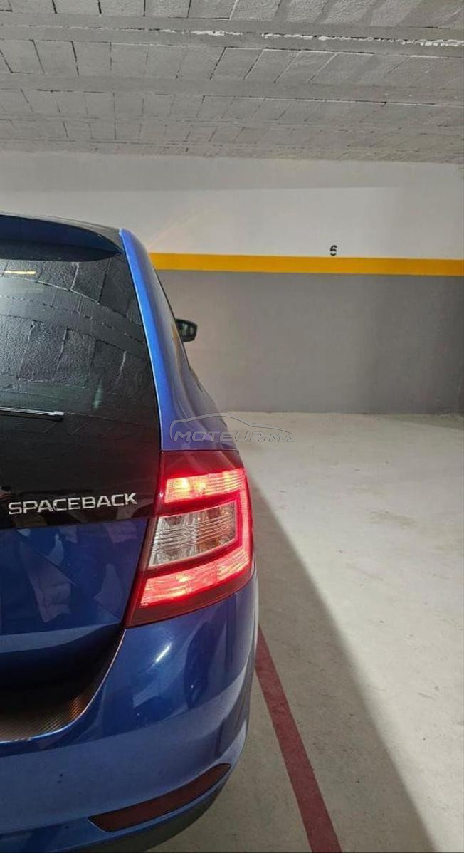 Skoda spaceback automatique