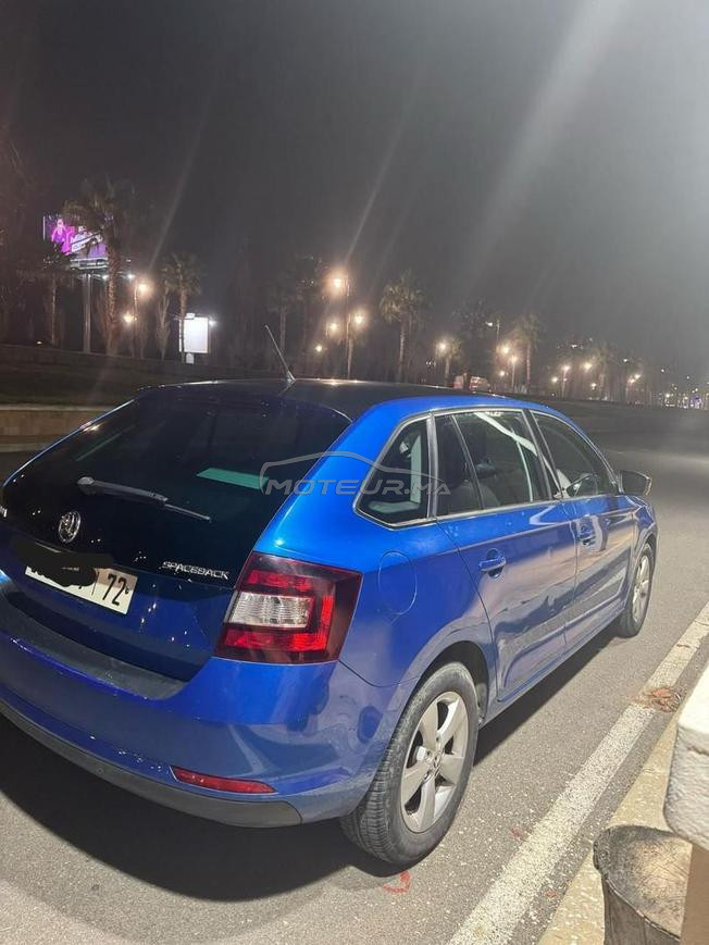Skoda spaceback automatique