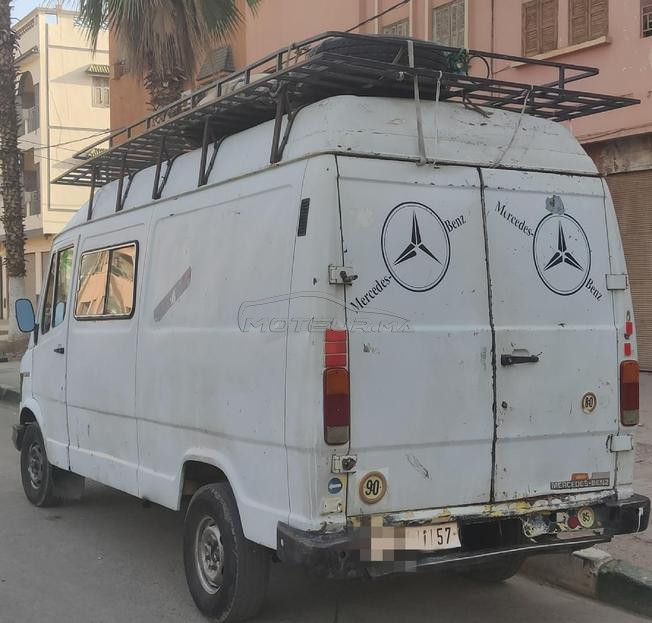 Mercedes 307