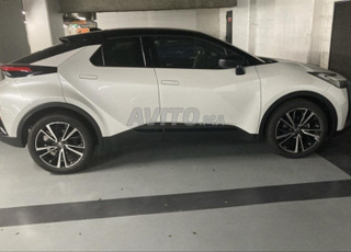 Toyota C-HR Hybride Automatique 2024 à Tanger