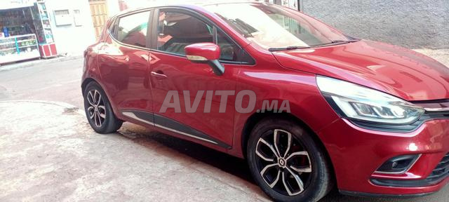 Renault Clio Diesel Automatique 2021 à Casablanca - 2