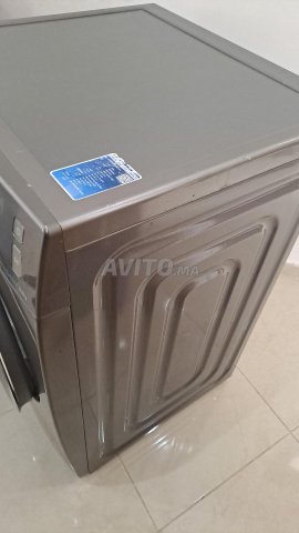 Machine laver endomagé sumsung 8kg  تحتاج الاصلاح