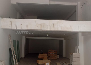 magasin commercial neuf au quartier 2mars 144m2