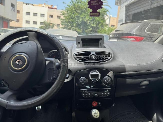 Renault Clio3  Diesel 12/2012 Manuelle  270000 KM 