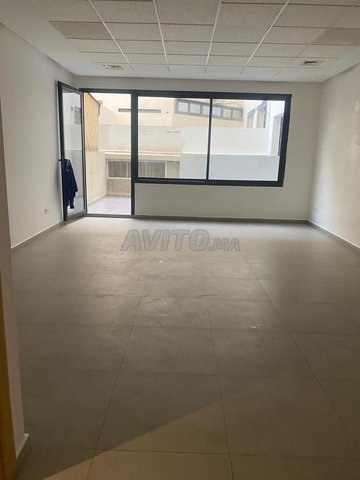 bureau neuf à louer 