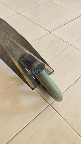 trottinette 9dima ba9i n9iya w mzyana   - 2