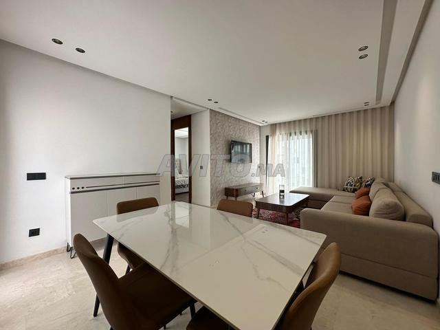 شقة مفروشة جميلة بغرفتين مع تراس - 2