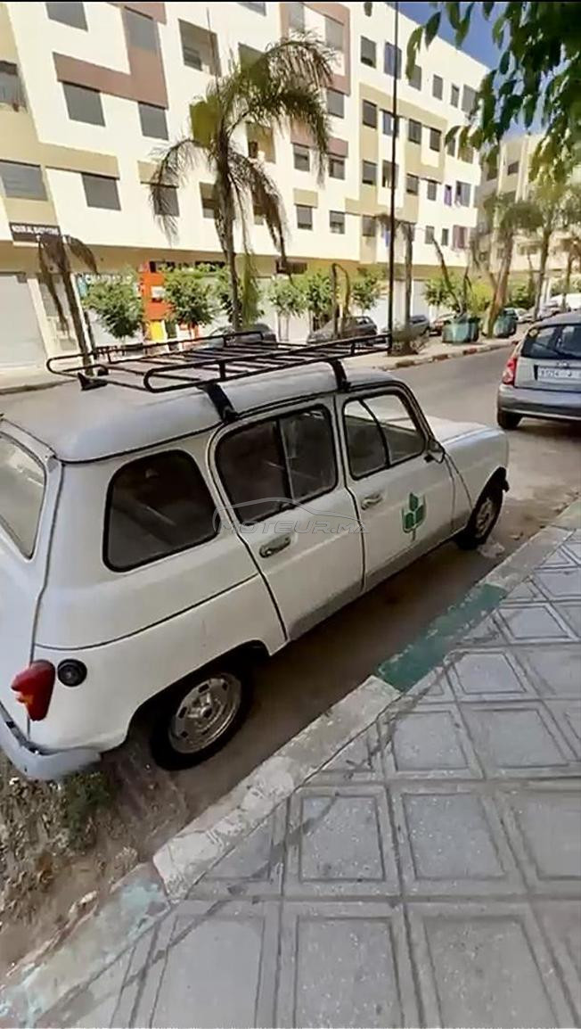 Renault R4