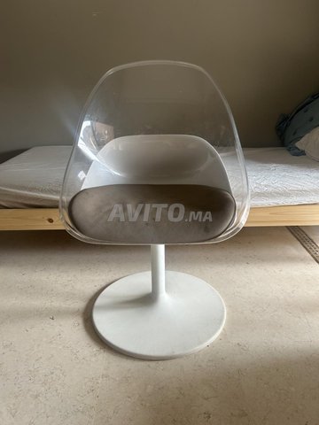 Chaise pivotante 