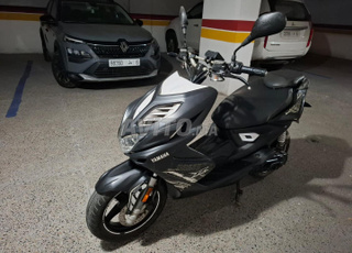 Yamaha Aerox Naked 2017