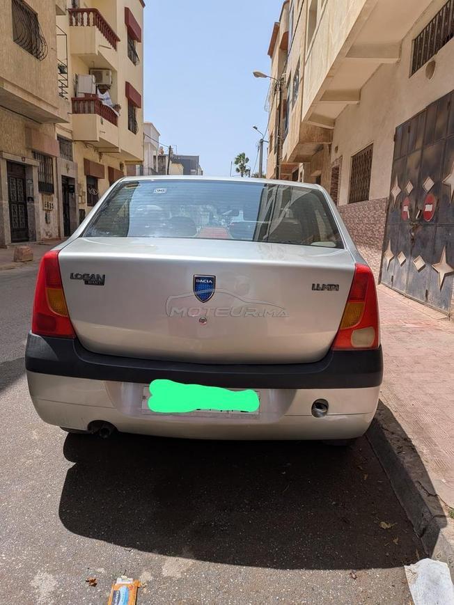 dacia Logan 2006 essence tout option très bon état