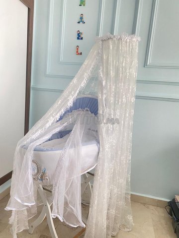 couffin bébé avec moustiquaire – presque neuf